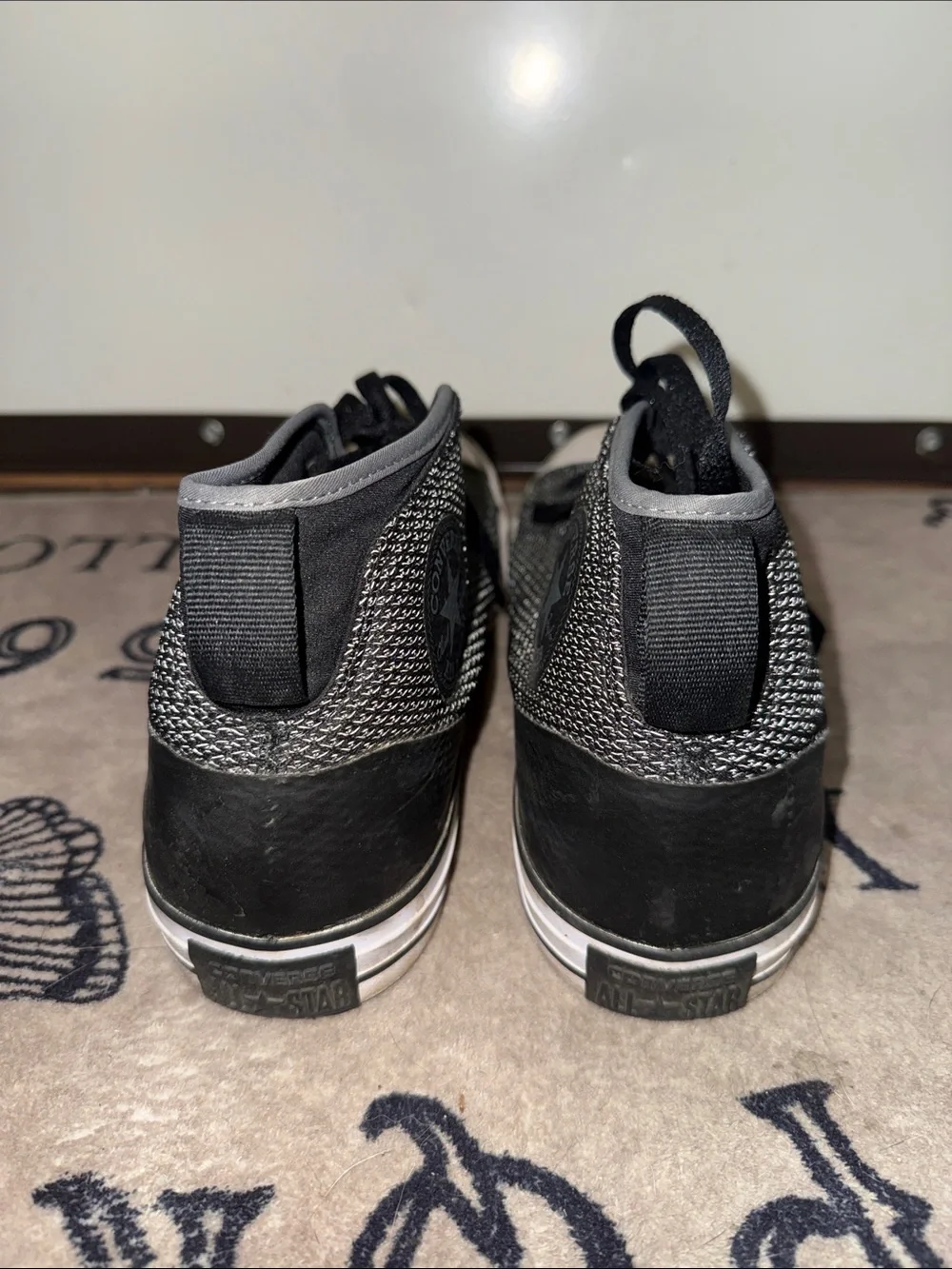 Converse High Top Sneakers M11/W13